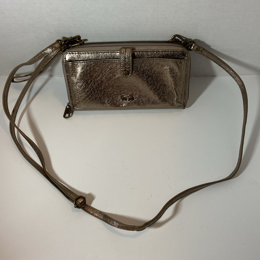 The Sak Iris  Convertable wristlet/crossbody purse